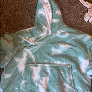 The Oodie-teal and White Tye Dye Wearable Sherpa Blanket Adult One Size